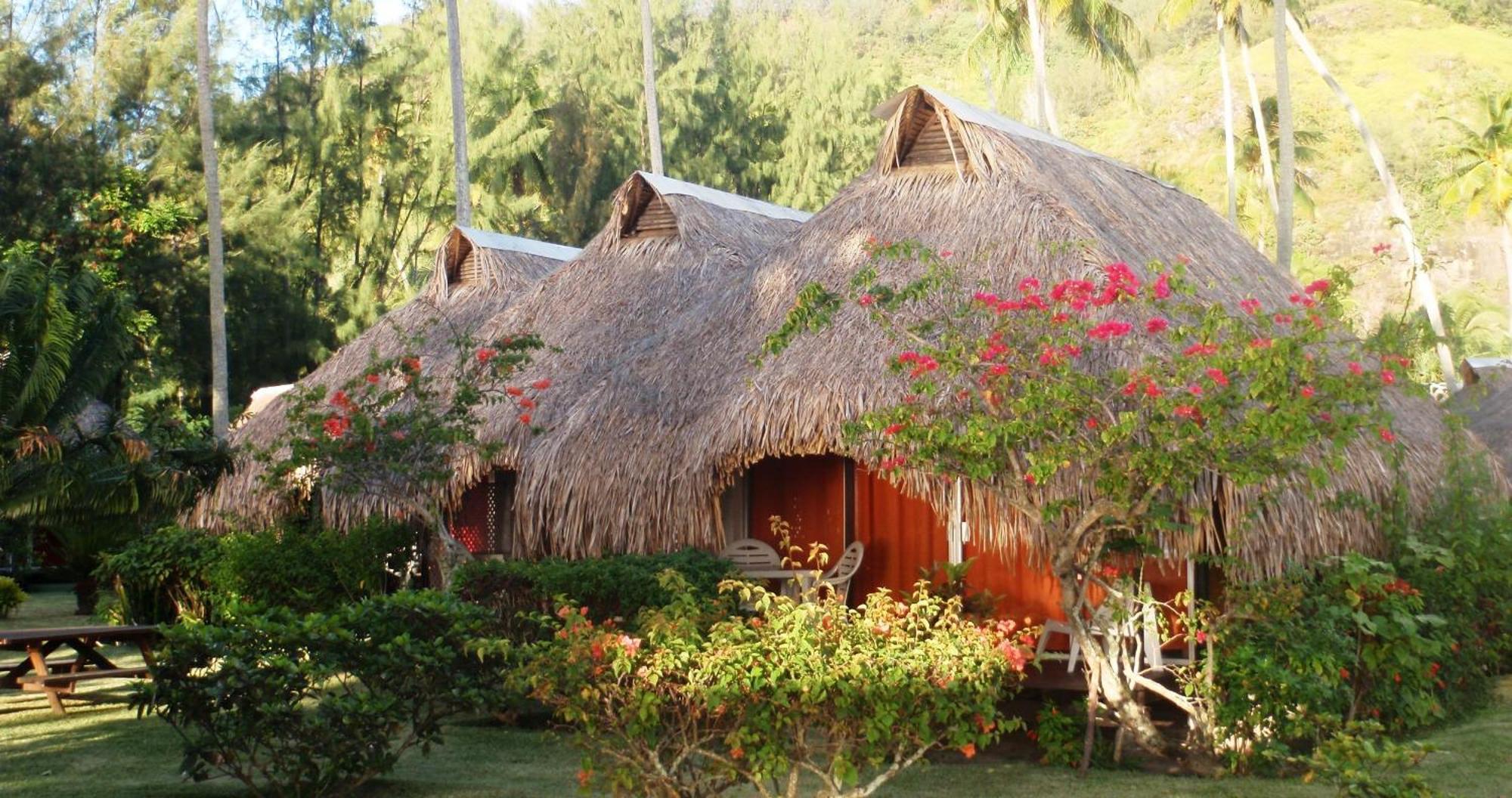 Hotel Hibiscus Papetoai Exterior photo